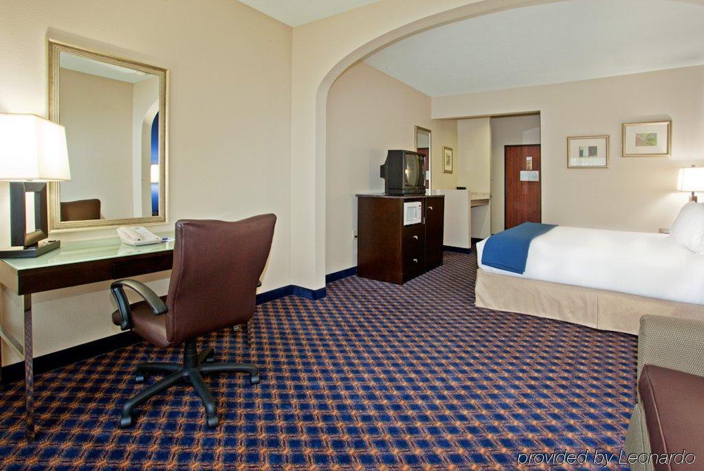 Holiday Inn Express Houston North-1960 Champions Area Extérieur photo