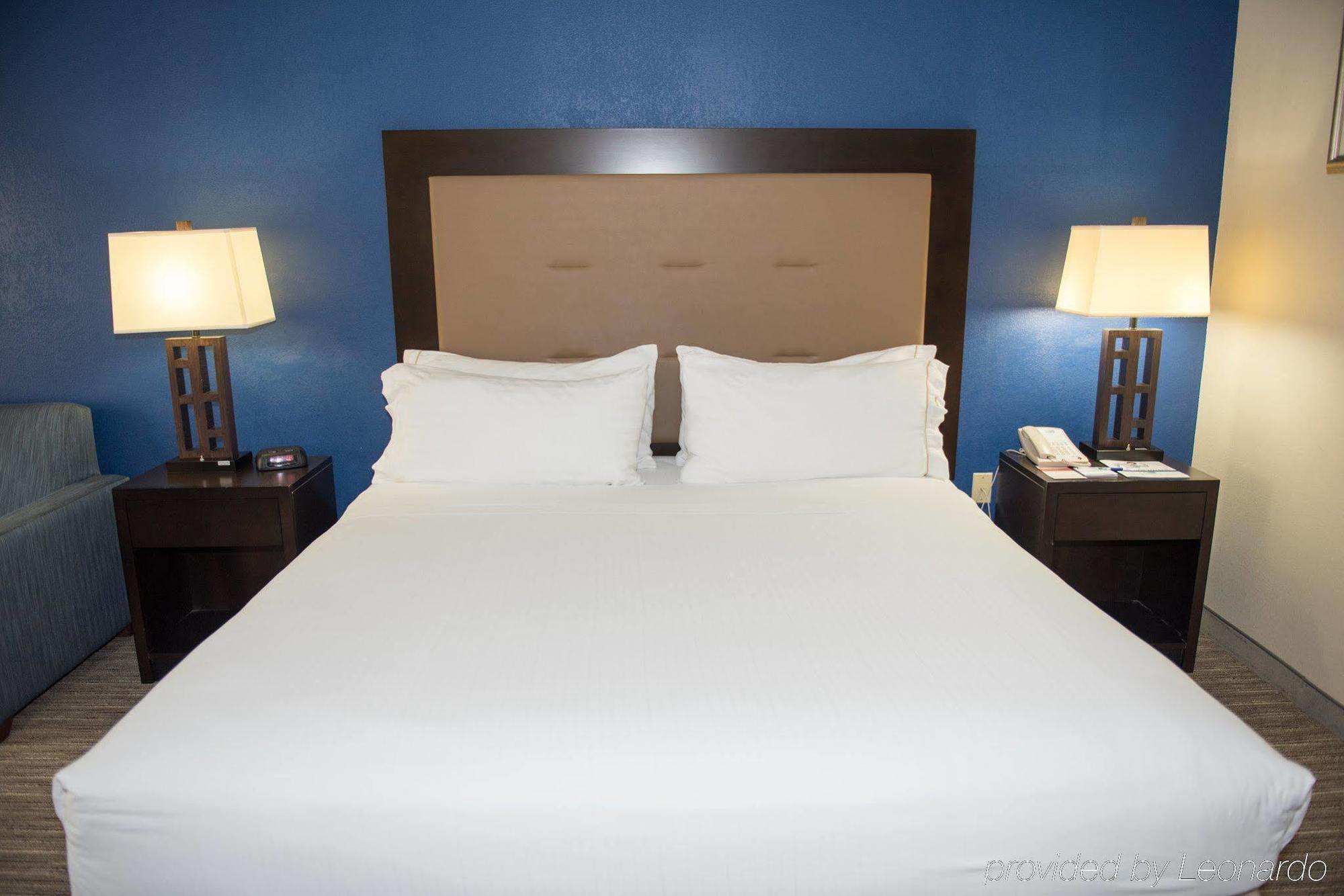 Holiday Inn Express Houston North-1960 Champions Area Extérieur photo