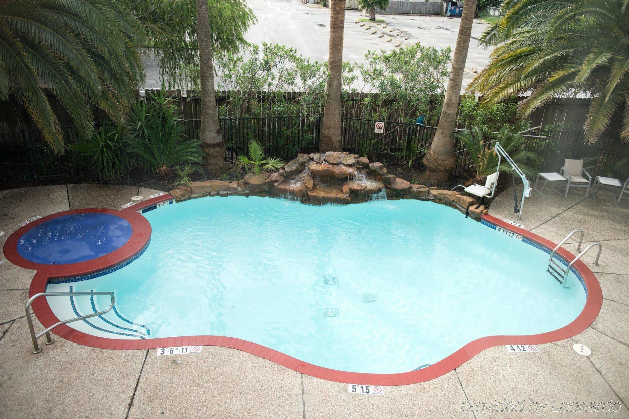 Holiday Inn Express Houston North-1960 Champions Area Extérieur photo